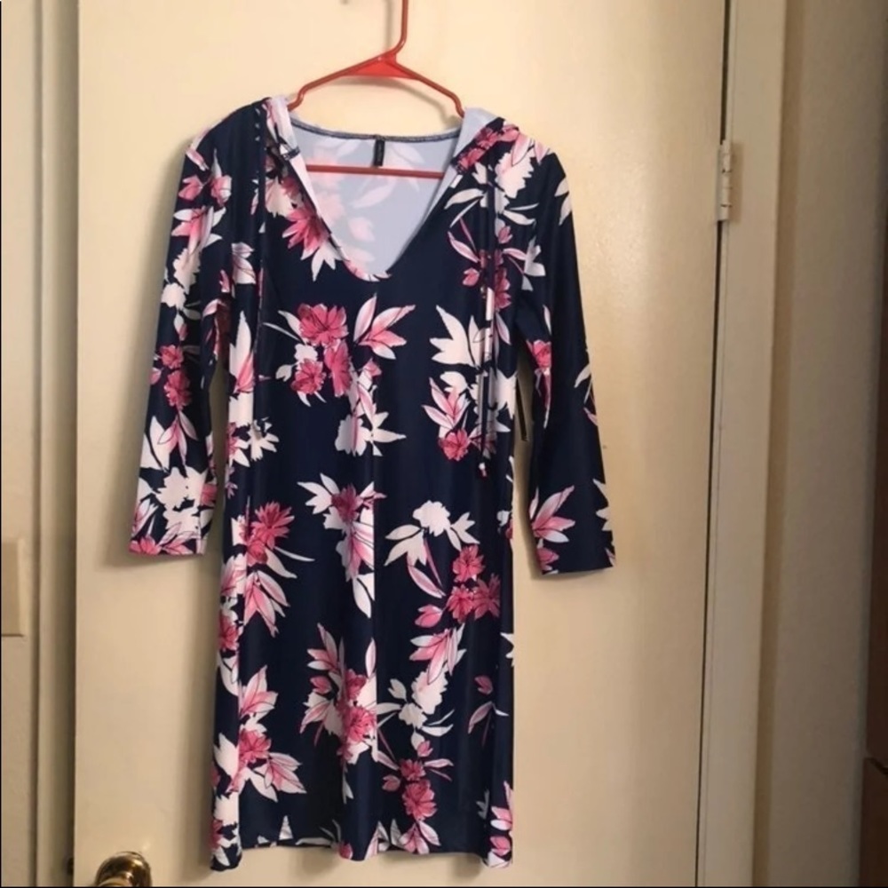 NWT Nautica Floral Coverup Size Small